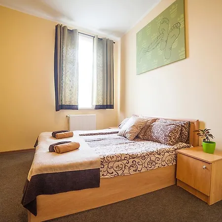 Hotel Lc *