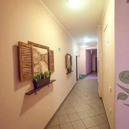 Готель Lc